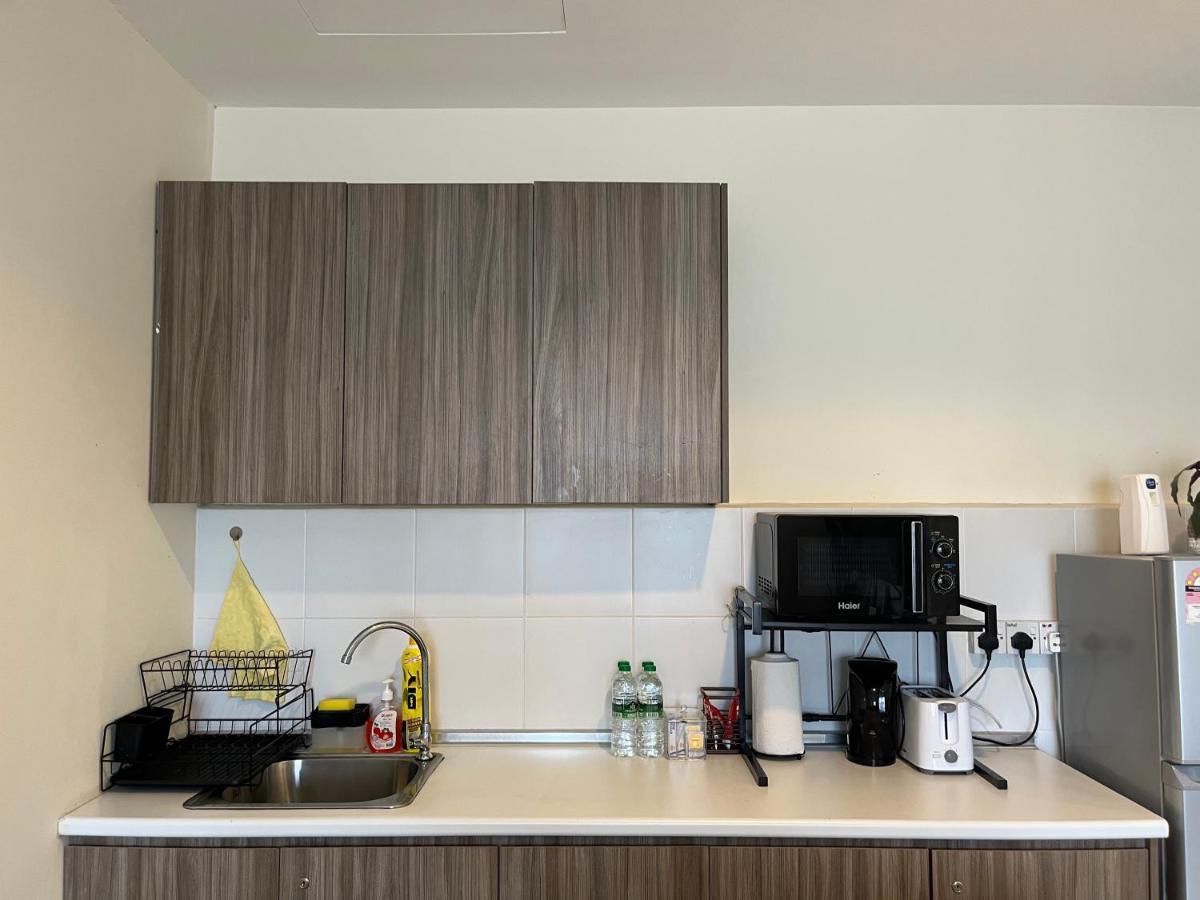Swiss Garden Apartment *
